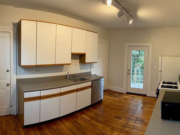 2nd image of 2942 Cleinview Ave #2F