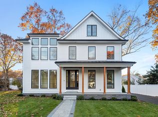 15 Barrett St, Needham, MA 02492