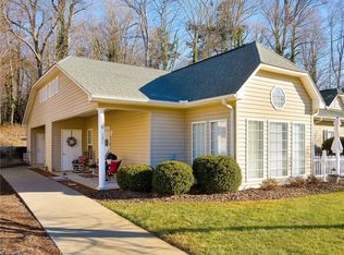 132 W Brick Walk Ct, Mocksville, NC 27028