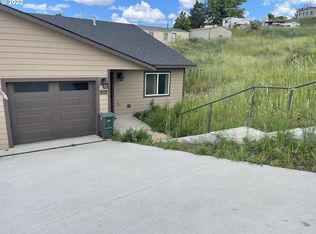 1235 SW 12th St, Pendleton, OR 97801