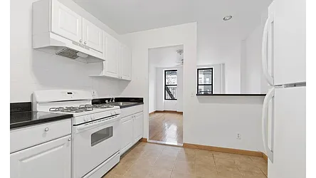 Rented by Ting's Brokerage