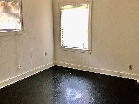 2nd image of 118 E Burnett Ave #10005588