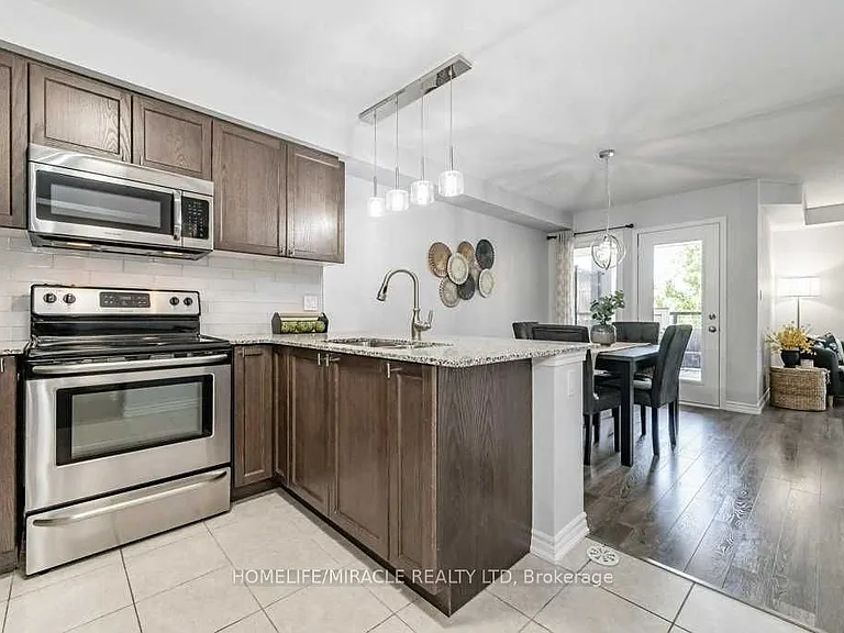 929 Apple Hill Ln — Photo 14