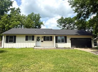 8012 Elm Ave, Raytown, MO 64138