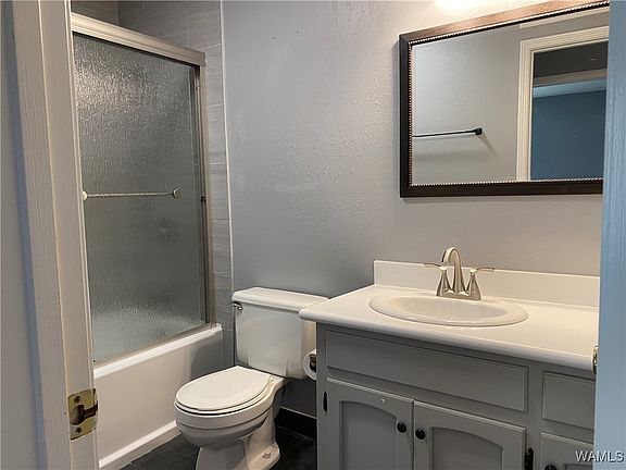 5th image of 1038 Fairfax Dr
