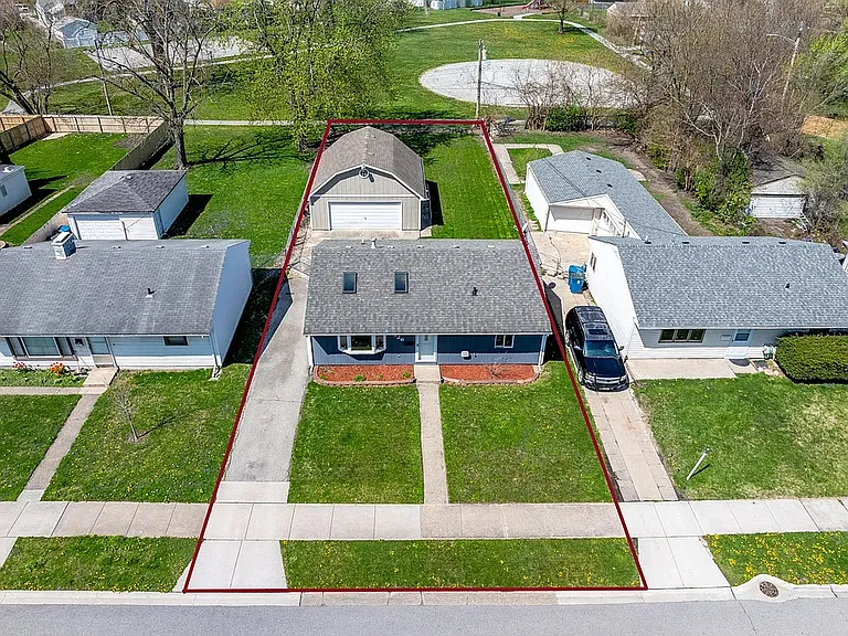 8124 Robertson Pl — Photo 31