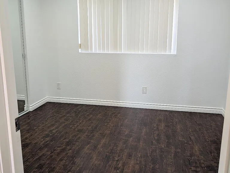 511 E Palmer Ave #14 — Photo 20