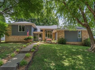 3407 S Valley View Ave, Springfield, MO 65804