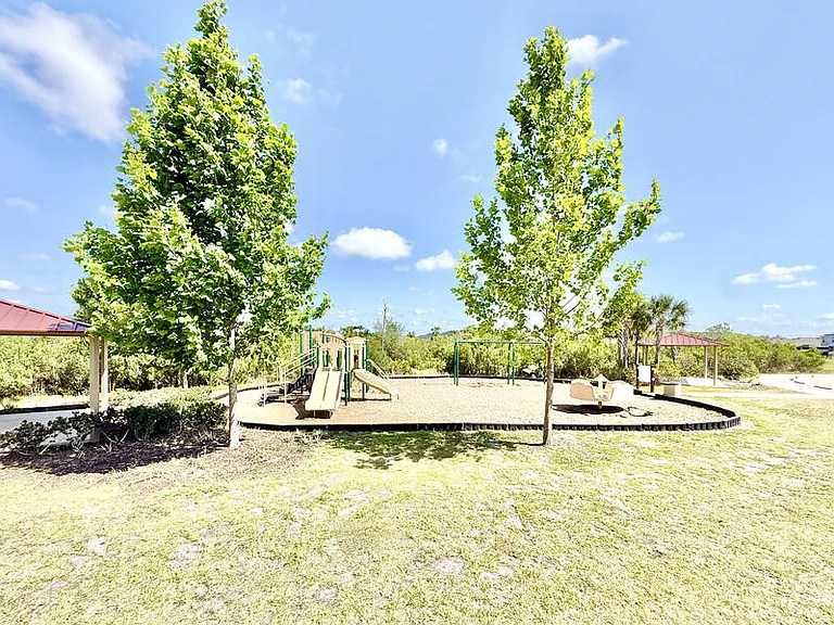 5699 Chorleywood Ln — Photo 60