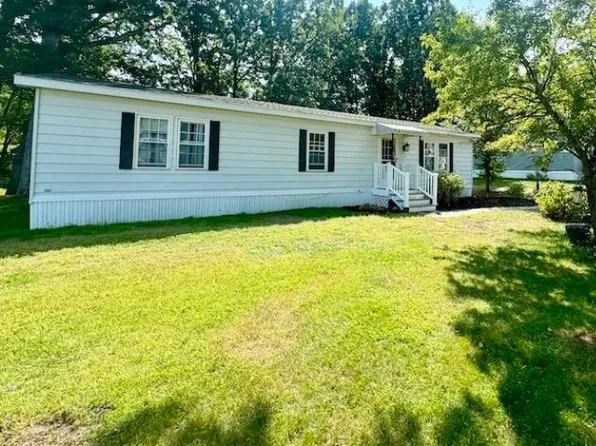 4 Amy Lane, Hampstead, NH 03841