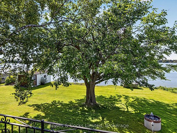 2nd image of 79 Oakdene Cres
