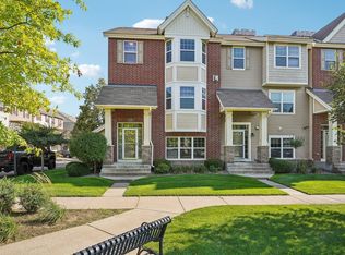 11757 Emery Village Dr N, Champlin, MN 55316