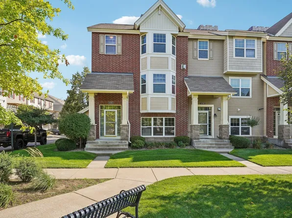 11757 Emery Village Dr N, Champlin, MN 55316