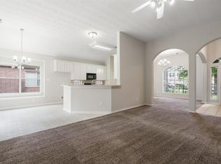 28614 Hidden Cove Dr, Magnolia, TX 77354