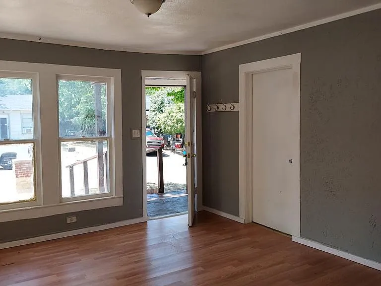 1317 Norman St — Photo 3