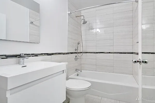 Rented by Anchor Associates | media 29