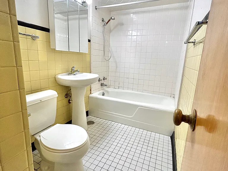 7444 Franklin St #1SW — Photo 10