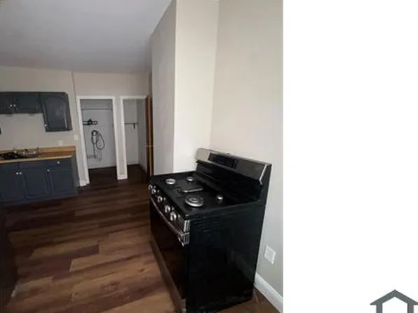 102 Lindley St, Bridgeport, CT 06604