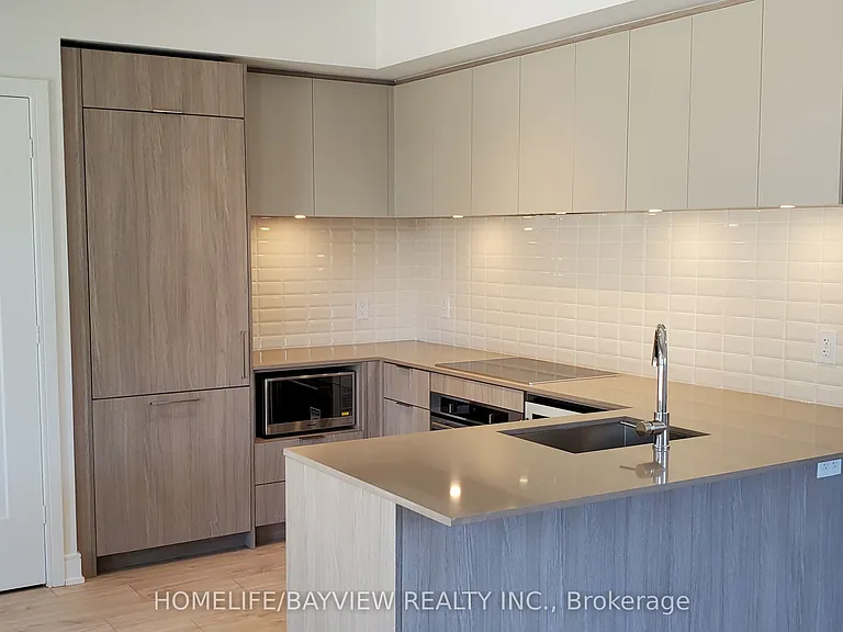 70 Annie Craig Dr #Townhouse 101 — Photo 6