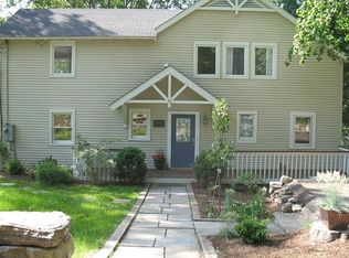 18 Clearview Ter, Ridgefield, CT 06877