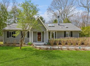 321 Seven Ponds Towd Rd, Water Mill, NY 11976