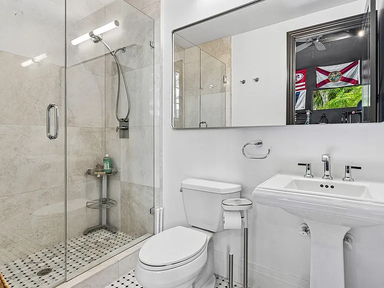 16388 Bridlewood Cir — Photo 42