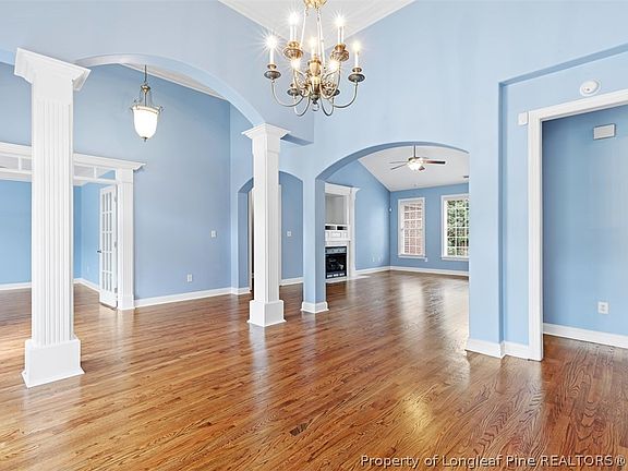 4th image of 3610 Thornsby Ln