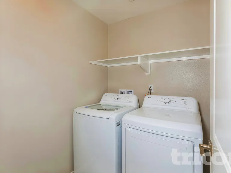 28231 Luther Dr — Photo 11