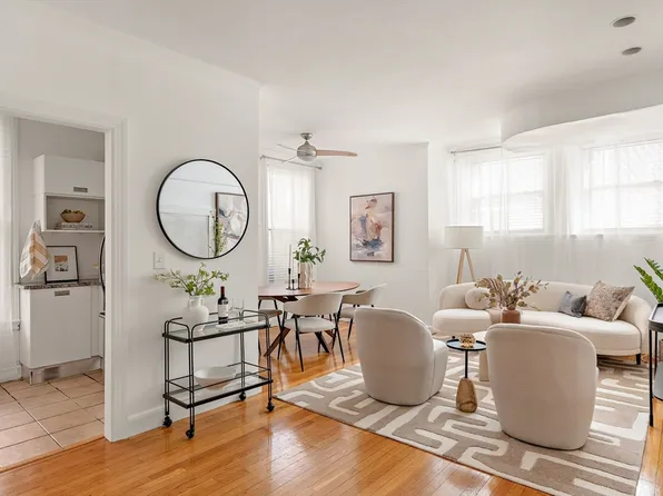 274 Clarendon St APT 10, Boston, MA 02116