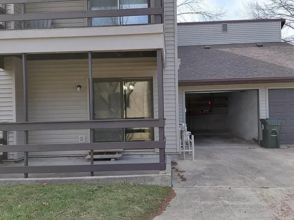 3903 Bradley Rd, Waterloo, IA 50701