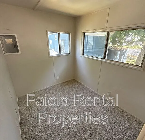 10 Talmar Ln — Photo 5