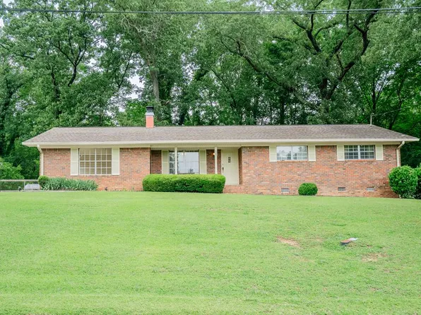 400 Clear Oak Dr, Dalton, GA 30721