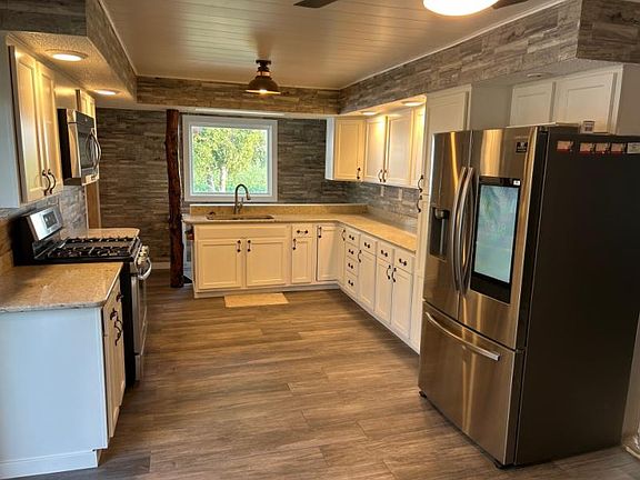 5th image of 5450 Verona Rd