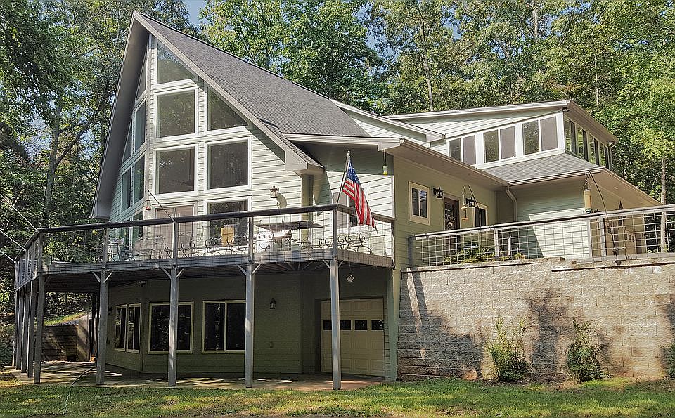 1st image of 6173 Pine Cir