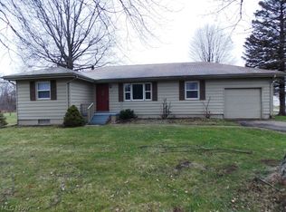 4445 Broadway Ave, Louisville, OH 44641
