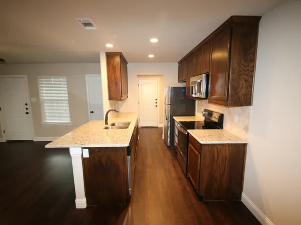 8147 Arbor Ave, Fort Worth, TX 76116