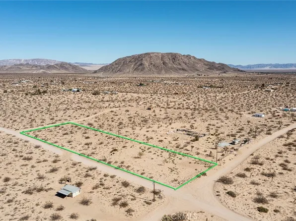 1755 Landers Ln, Landers, CA 92285