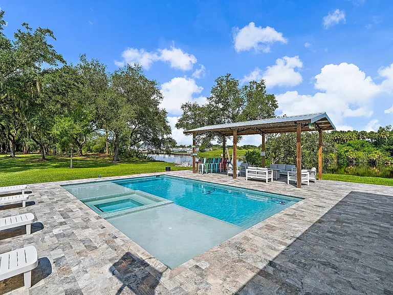 12955 SW Kanner Hwy — Photo 76