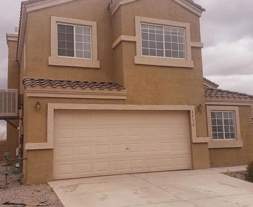 5532 Fence Lake Dr NE