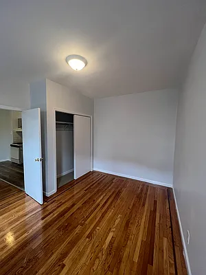 Rented by Ben Bay Realty Co. of Bay Ridge | media 18