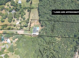 1380 Cronic Town Rd, Auburn, GA 30011