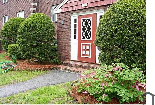 1 bed, 754 sqft, $2,100 — Photo 2