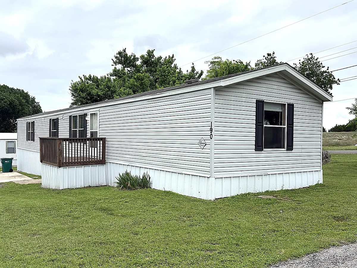 Building Photo - 100 Indian Trl #190