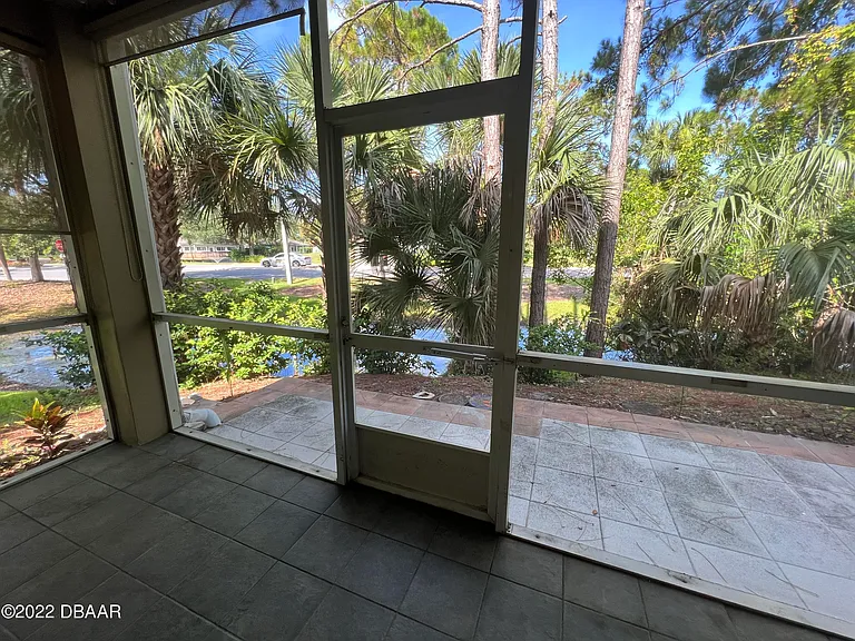 100 Grey Widgeon Ct — Photo 13