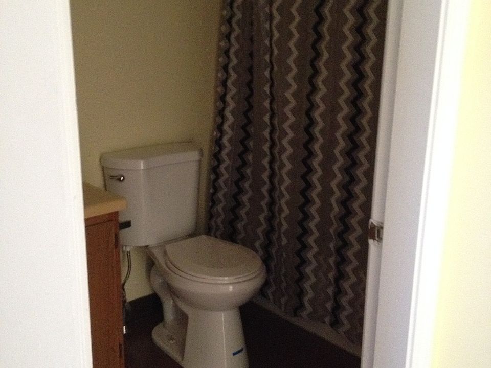 2nd image of 41 Birch St APT 403