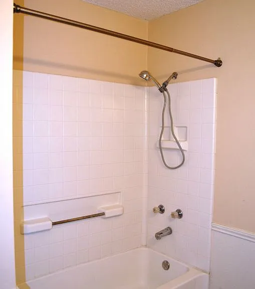 1703 Tanglewood Dr — Photo 28