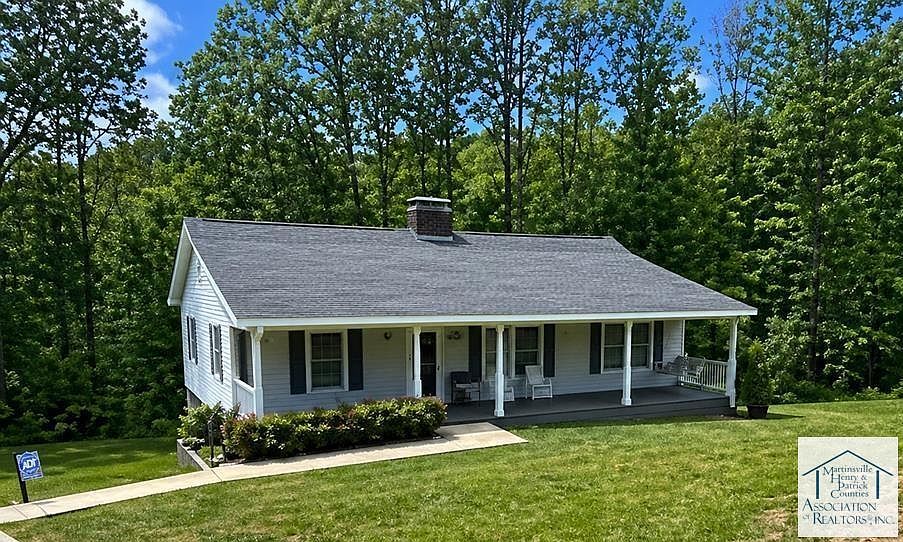 1st image of 316 Oak Ridge Dr