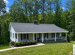 316 Oak Ridge Dr, Bassett, VA 24055