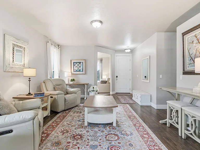 1136 Overland Trl — Photo 11