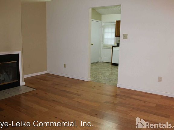 4th image of 6013 Autumn Oaks Ln